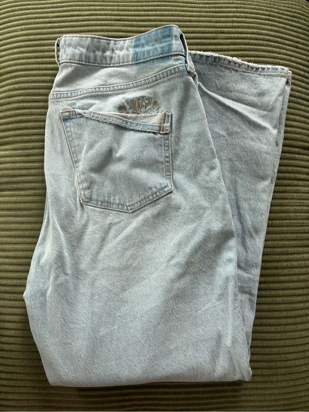 Abercrombie & Fitch Curve Love women’s jeans